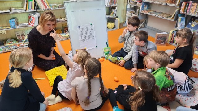 prvnaci_knihovna05